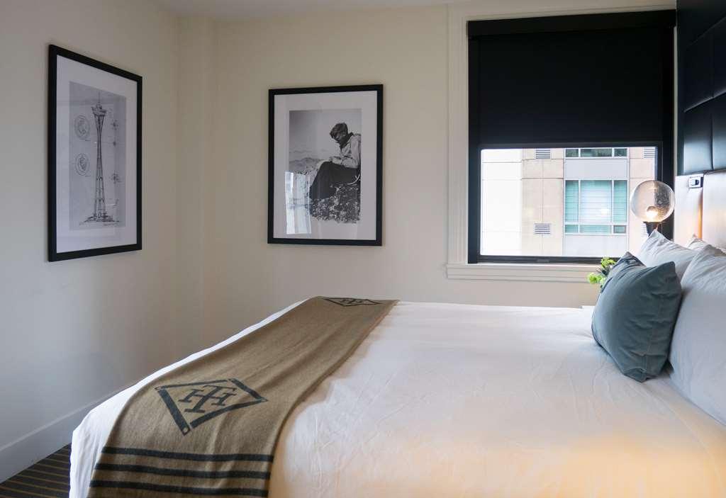 Hotel Theodore Seattle Room photo